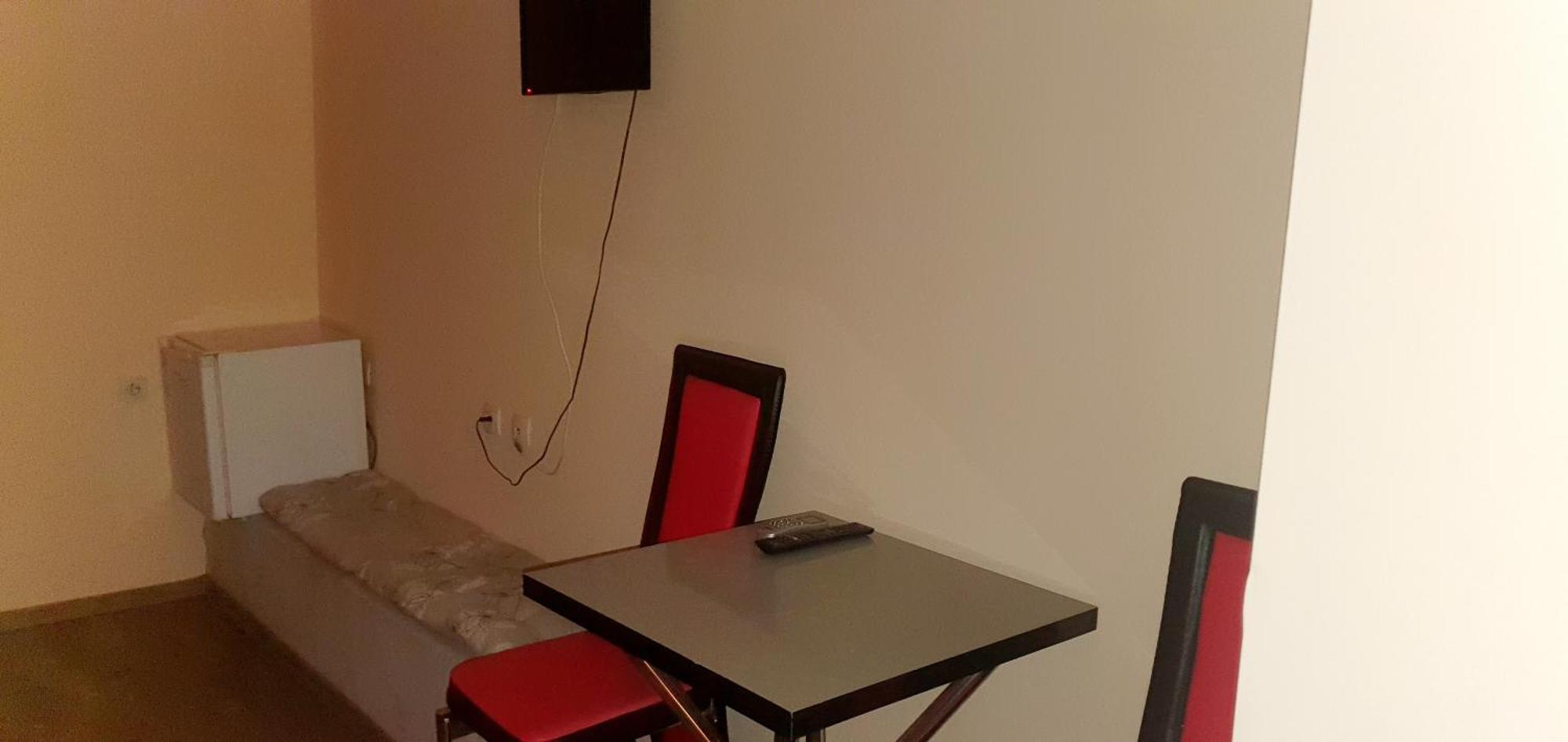 Хотел Дани サンダンスキ 部屋 写真